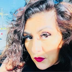 Meet your Posher, Noemi